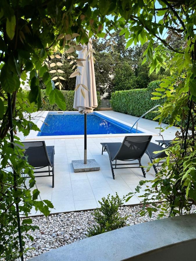 Kaštela Apartments Villa Ohana מראה חיצוני תמונה