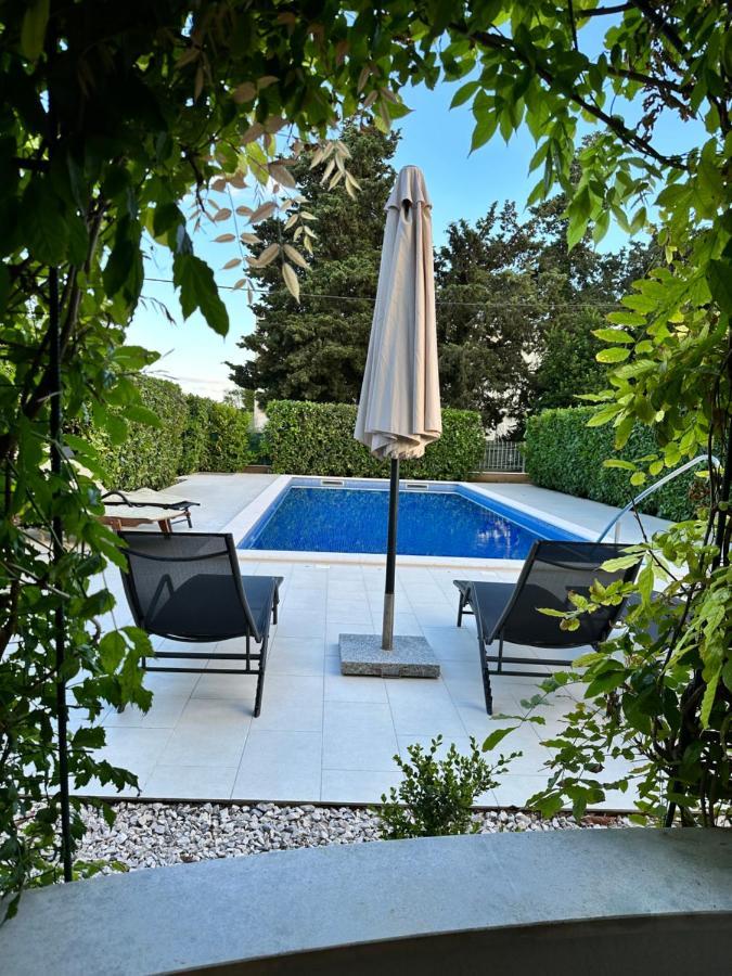 Kaštela Apartments Villa Ohana מראה חיצוני תמונה