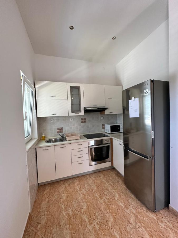 Kaštela Apartments Villa Ohana מראה חיצוני תמונה